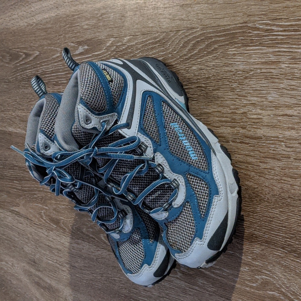 Montrail Hiking boots size 8